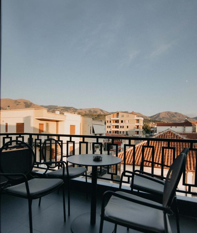 Mergan Hotel Korça Exteriör bild