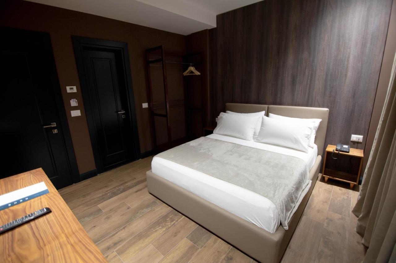 Mergan Hotel Korça Exteriör bild